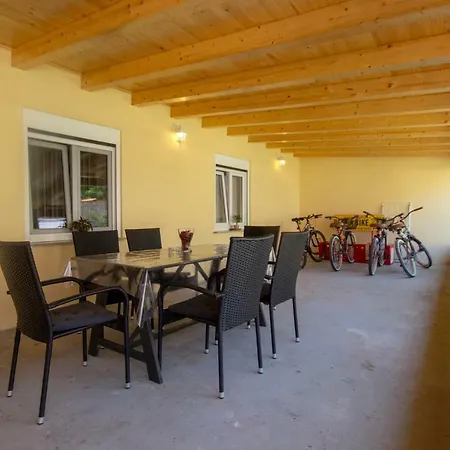Apartman Paola